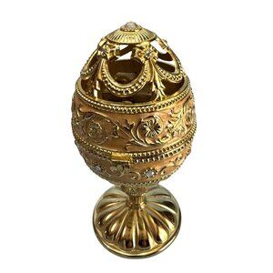 Jane Seymour Musical Box Egg Goldtone Metal Rotating 7 In St. Catherines Court